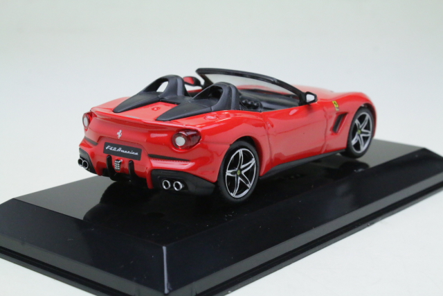 Ferrari F60 America Spider 2014, punainen - Sulje napsauttamalla kuva