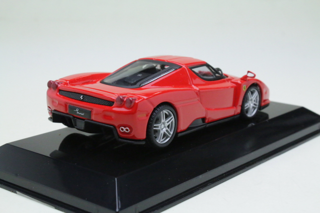 Ferrari Enzo 2002, punainen