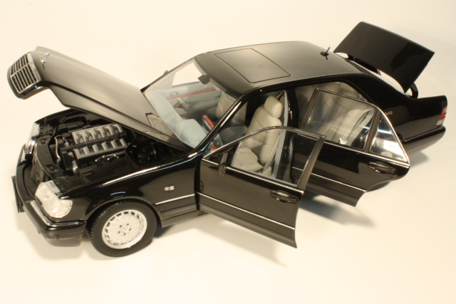 Mercedes S600 (w140) 1997, musta