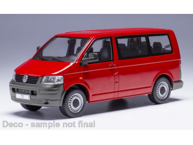 VW T5 2003, red