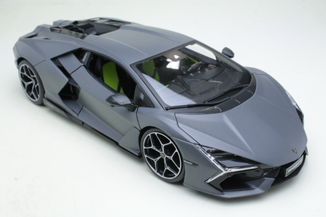 Lamborghini Revuelto 2023, harmaa - Sulje napsauttamalla kuva