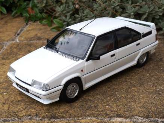 Citroen BX GTi 1990, valkoinen