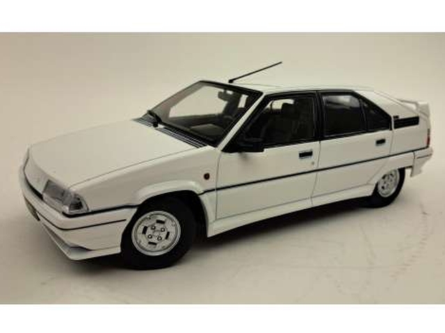 Citroen BX GTi 1990, valkoinen - Sulje napsauttamalla kuva