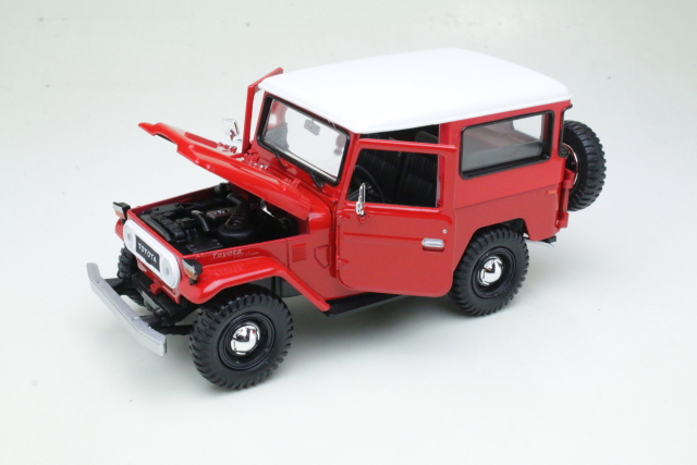 Toyota Land Cruiser FJ40 Hard Top 1980, red/white