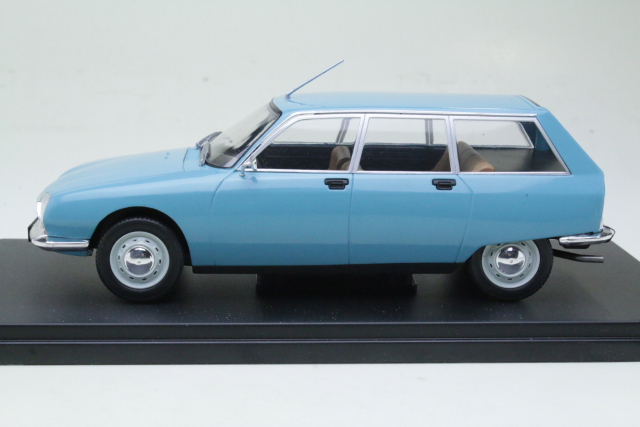 Citroen GS Break 1971, light blue