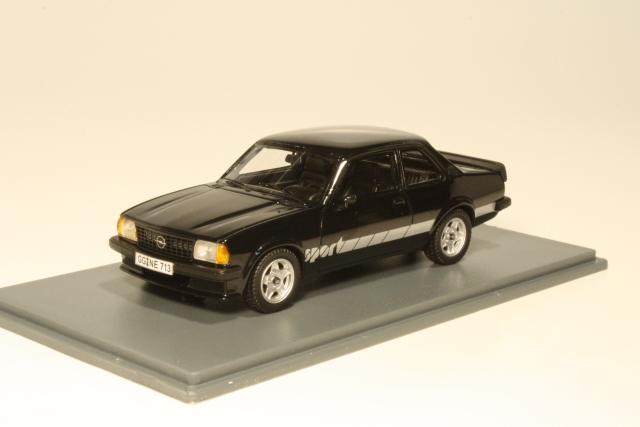 Opel Ascona B Sport 1980, musta