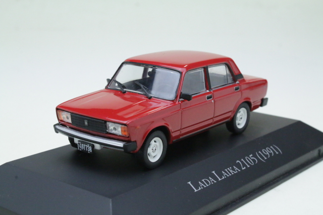 Lada 2105 1991, punainen