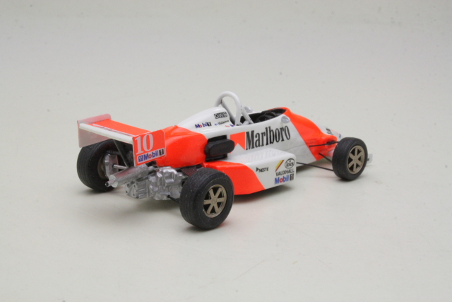 Formula Opel-Vauxhall Lotus 1988, M.Häkkinen, no.24