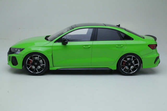Audi RS3 Limousine 2022, green