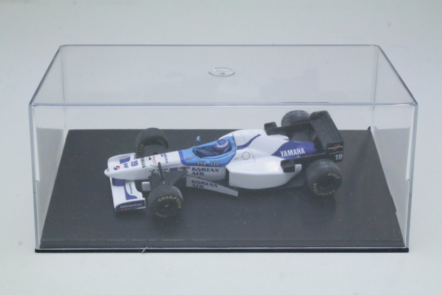 Tyrrell Yamaha 024, F1 1996, M.Salo, no.19