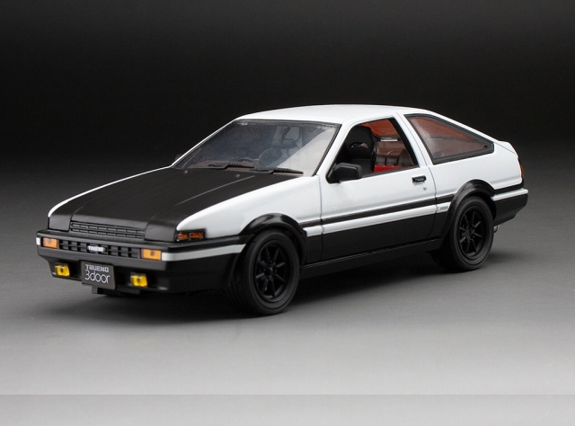 Toyota Sprinter Trueno GT Apex (AE86), white/black