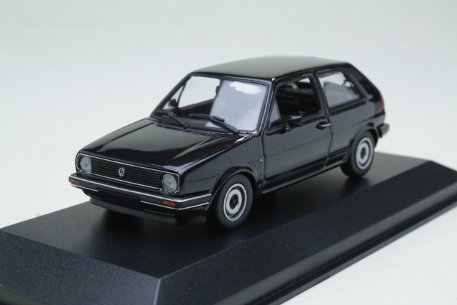 VW Golf 2 1985, musta