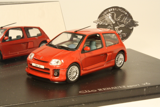 Renault Clio Sport V6, red