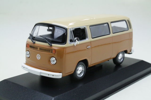 VW T2 Minibus 1972, beige/brown