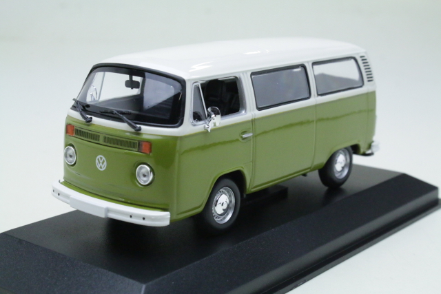 VW T2 Minibus 1972, valkoinen/vihreä