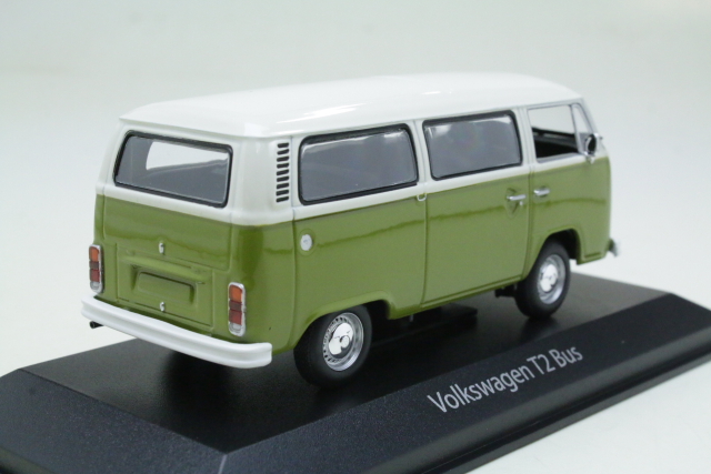 VW T2 Minibus 1972, white/green