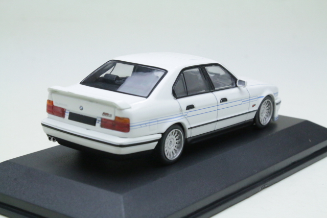 BMW Alpina B10 (e34) 1994, valkoinen