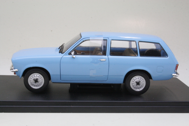 Opel Kadett C Caravan 1973, vaaleansininen