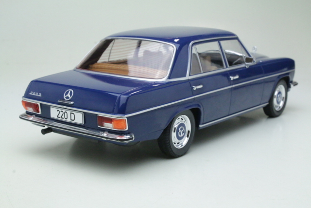 Mercedes 200D (w115) 1968, sininen