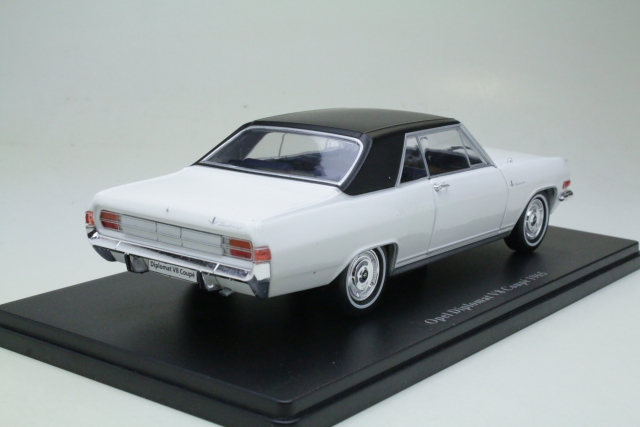 Opel Diplomat A Coupe 1965, white/black