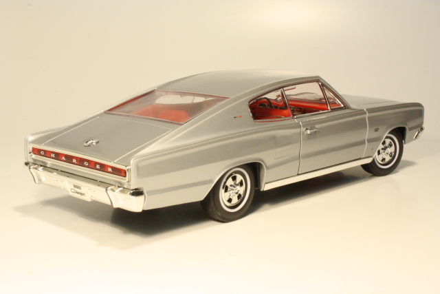 Dodge Charger 1966, silver