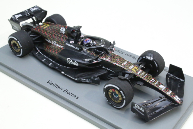 Alfa Romeo C43, Las Vegas GP 2023, V.Bottas, no.77