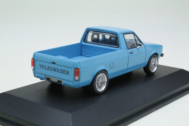 VW Caddy 1990, blue