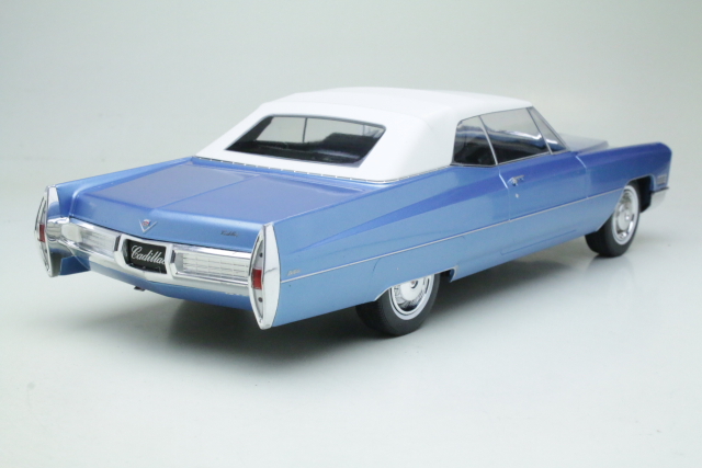 Cadillac DeVille Convertible 1967, blue/white