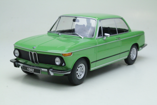 BMW 1502 1974, green