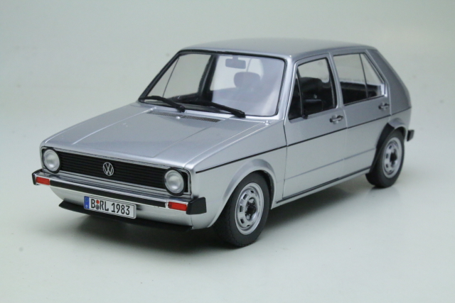 VW Golf 1 L 1983, silver