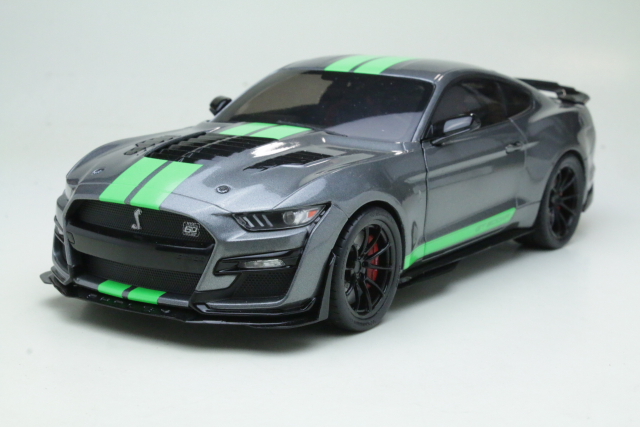 Ford Mustang Shelby GT500 Coupe 2023, grey/green