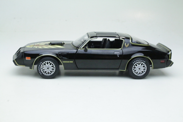 Pontiac Firebird Trans Am 1979, black "Rocky 2"