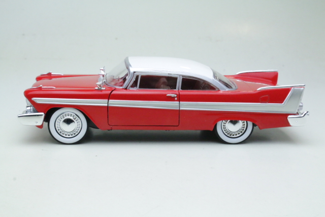 Plymouth Fury 1958, red/white "Christine"