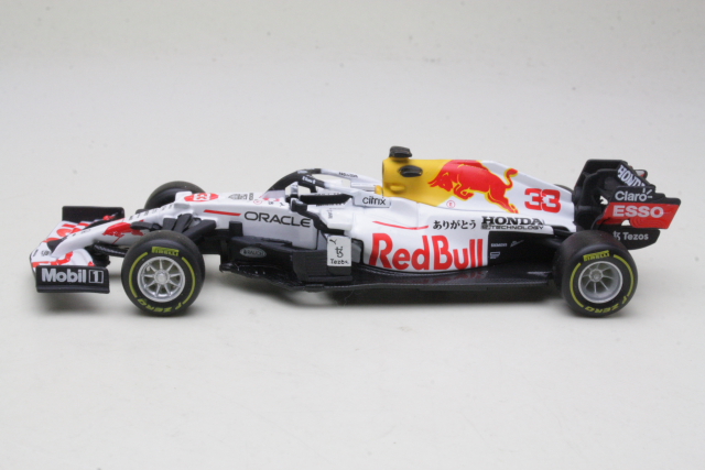Red Bull RB16B, GP Turkey 2021, M.Verstappen, no.33