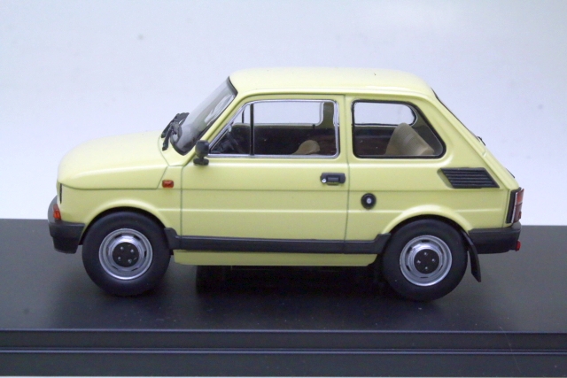 Fiat 126P 1985, light yellow