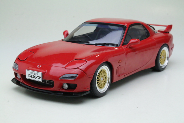 Mazda RX-7 FD RS Coupe 1994, punainen