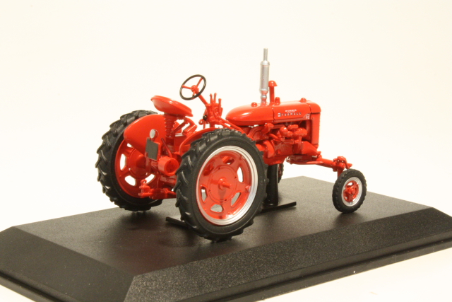 IH Mc Cormick Farmall Super FC 1955, punainen
