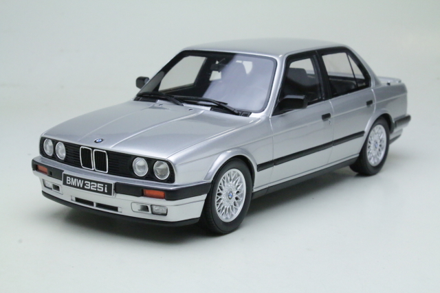 BMW 325i (e30) 1988, harmaa