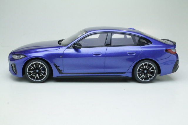 BMW i4 (M50) 2021, blue