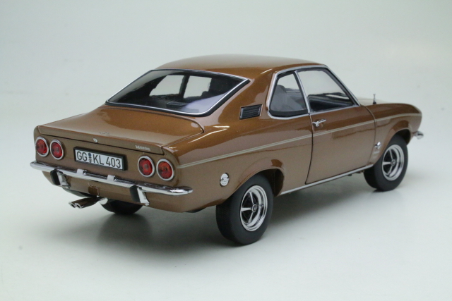 Opel Manta A 1970, ruskea
