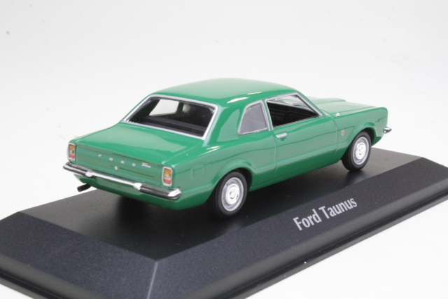 Ford Taunus 1970, green