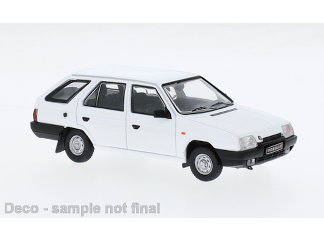 Skoda Forman 1990, valkoinen