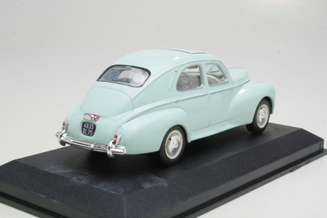 Peugeot 203 1950, green