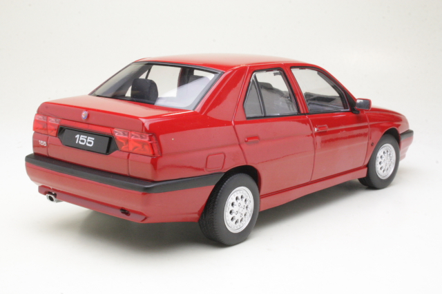Alfa Romeo 155 1996, punainen
