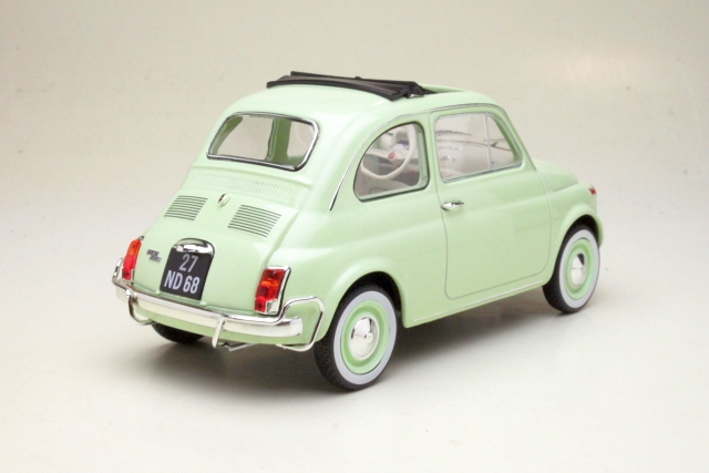 Fiat 500L 1968, vaaleanvihreä