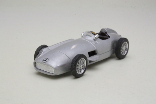 Mercedes W196 (Fangio 1954), S&P ITC Helsinki 1995, M.Häkkinen