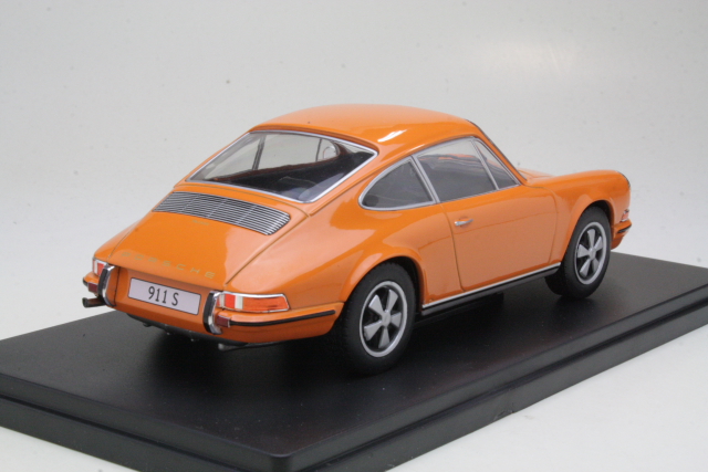 Porsche 911 S 1968, oranssi
