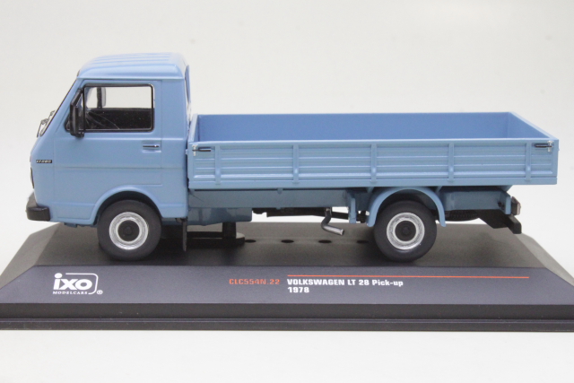 VW LT28 1978, blue