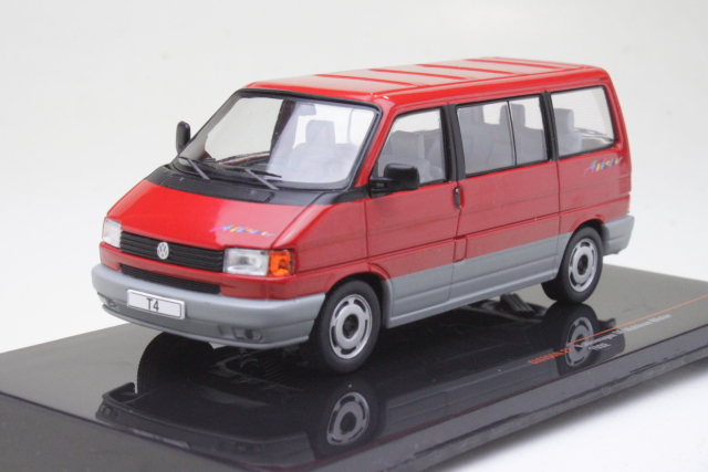 VW Transport T4 1990, red