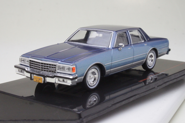Chevrolet Caprice 1981, vaaleansininen